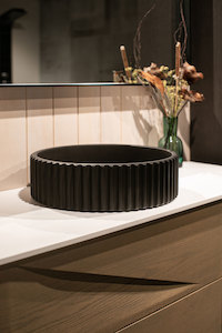 Bathroom and toilet fitting: ARUVO™ PLINTH Concrete Countertop Basin Matte Black