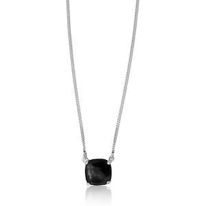 Jewellery manufacturing: La Stele Black Onyx Dome Necklace