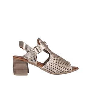 Footwear: ELARA- CABELLO