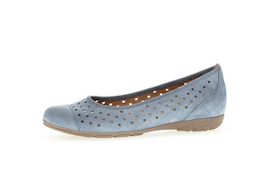 Footwear: HOYA-GABOR