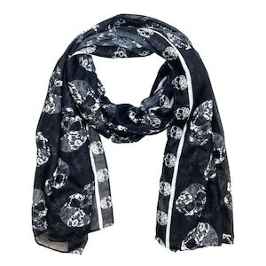 hg56904 Harley HAIRGLOVE SCARF   SKULL  S BLACK 30.5``X70`` hg56904 hg56904