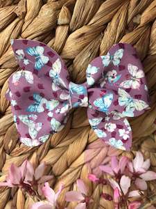 Standard Bows: Flutter Scallop - Maroon