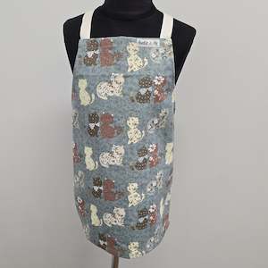 Clothing: Aprons - Cats and Floral