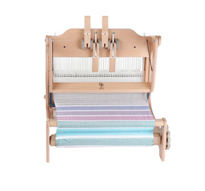 Yarn: Brooklyn Four Shaft Loom