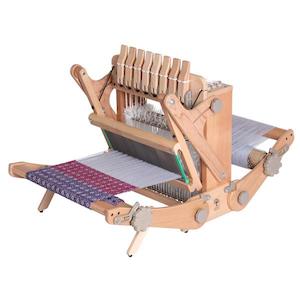 Yarn: Katie Table Loom