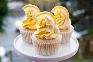 Cake: Luscious Lemon