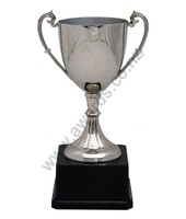 Nickel plated classic cup 32.5cm