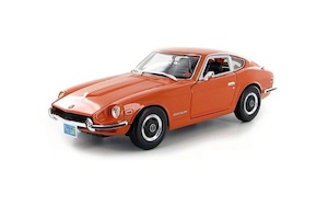 1: 18 1971 Datsun 240Z - AWESOME COLLECTABLES