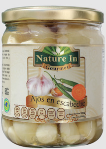 Food wholesaling: Ajos en escabeche 360g