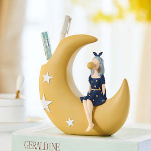 Moon Girl- Pen Holder