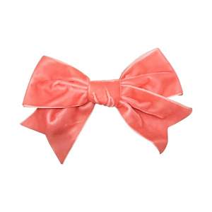 Baby wear: Isabella Bows - Grand French Velvet Bow Clips