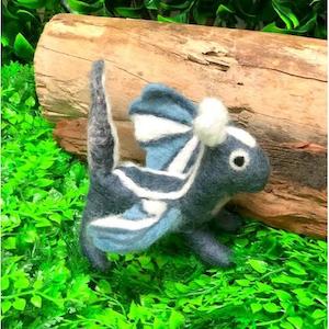 Baby wear: Felt Dragon - Silver