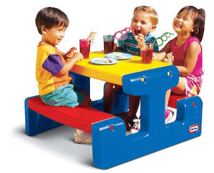 Little Tikes: Little Tikes Large Picnic Table -  Primary