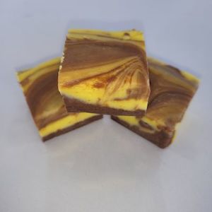 Products: Pineapple & Chocolate 160 Gram Bar