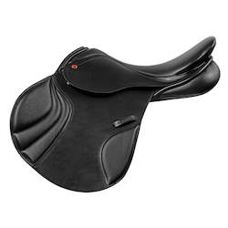 Sporting equipment: Albion K2 CC Jump Saddle (Cob)