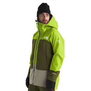 Sporting equipment: TNF Men's Summit Series Verbier GORE-TEX Jacket