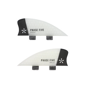 Sporting equipment: Phase Five DTS 2.2 Twin Fin Set - carbon