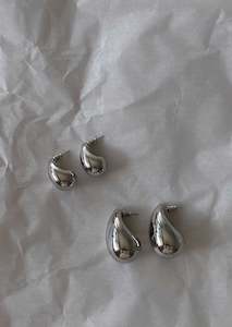 Jewellery: Darcy Earrings - Silver