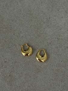 Jewellery: Bisous Hoops - Gold