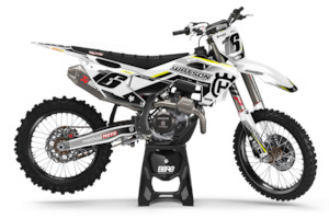 Flow HUSQVARNA - Graphics Kit {White}