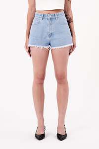 Clothing: ABRAND High Relaxed Short Kendall Light Vintage Blue