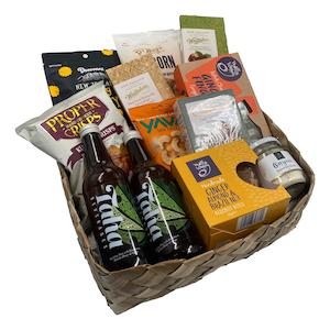 gift hamper: Family Christmas Box