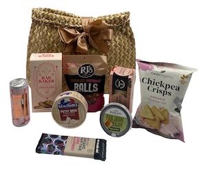 Hand Picked Cheese Hampers And Gift Boxes: Cheers To You Hamper