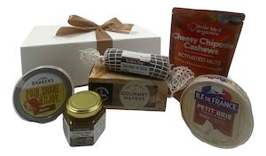 Hand Picked Cheese Hampers And Gift Boxes: Cheese Lovers