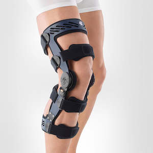 Sporting equipment: SecuTec OA Knee Brace