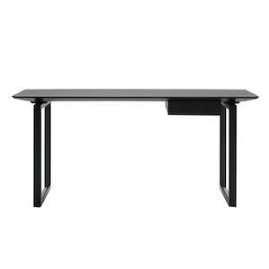 Furniture: Verge Desk 1.6m