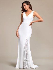 Nikayla V neck slim fit wedding gown in ivory