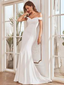 Tess trumpet wedding dress in ivory s18 Express NZ wide