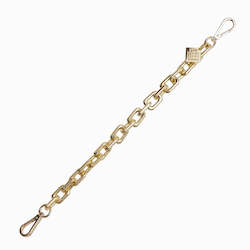 saben feature gold chunky chain handle