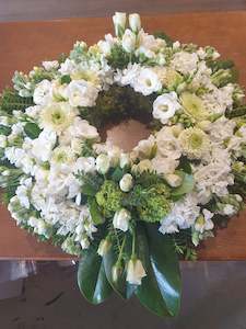 Florist: Formal Wreath