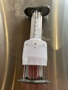 Round Marinade Injector/Tenderiser in one - 130426