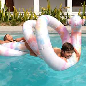 Sunnylife - Giant Inflatable Noodle Snake - Tie Dye Multi