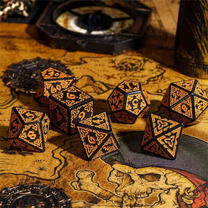 Resin Dice: Warriors Knot - 7 Piece Polyhedral Dice Set + Dice Bag