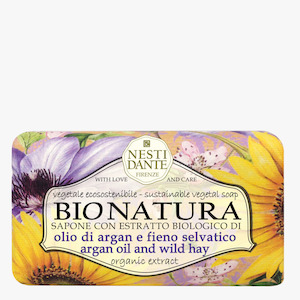 Bath Shower: Nesti Dante Argan Oil & Wild Hay Bio Natura Soap