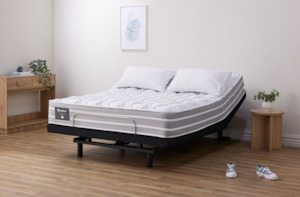 Bed: Sleepyhead Serenity Peace Adjustable Bed