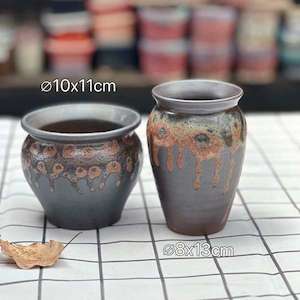 Cosmetic: Glazed Pottery Dewdrop Planter Pot， set of two