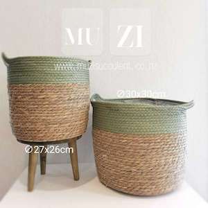 Handmade Basket Green 手工草编小篮绿色