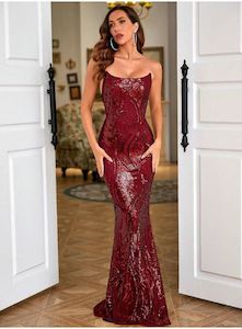 Misty Mermaid Hem Sequin Tube Formal Dress