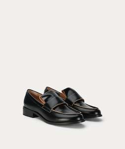 Cheval Loafer - Black