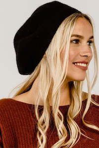 Winter Knits: Beret - Black.