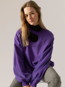 Clothing: Evva Sweatshirt