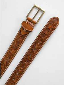 Clothing: Billie leather belt