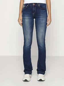 Womenswear: LTB Fallon Jean