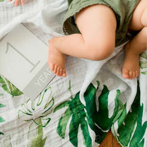 Muslin Photo Blanket & Milestone Set - Tropical Leaf