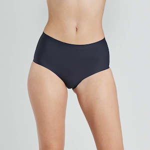 Lingerie: Flo Light Full Brief