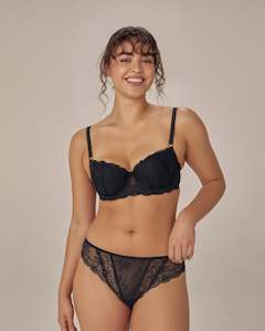 Lingerie: Sofia Contour Bra